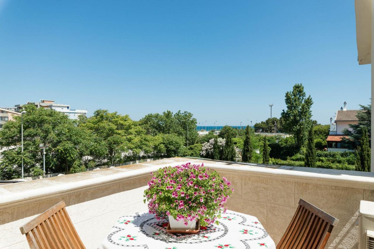 Casa Agapantus Con Piscina Da Giugno Lejlighed Bari Eksteriør billede